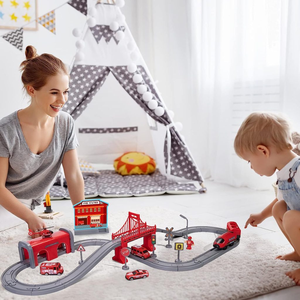 Train Sets for Boys 4-7, 66 Pcs Battery Operated Train Set with Tracks(Magnetic Connection), Compatible with Thomas, Brio, Chuggington, Melissa and Doug, Gifts for 3 4 5 6 Years Old Boys Girls