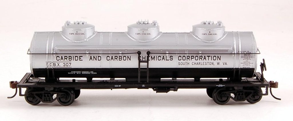 Bachmann Trains - Thunder Chief DCC Sound Value Ready To Run Electric Train Set - HO Scale Black 0.5 Liters