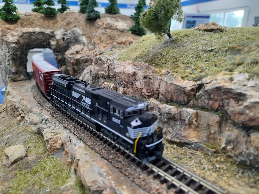What Are The Best Materials For Creating Realistic Model Train Scenery?
